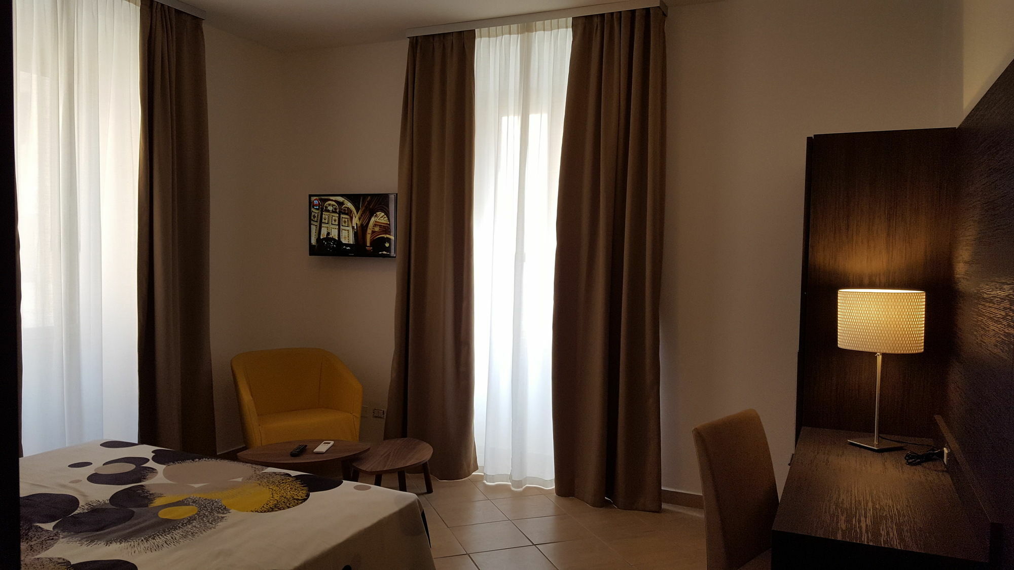 Finestra Su Monti 3* Roma