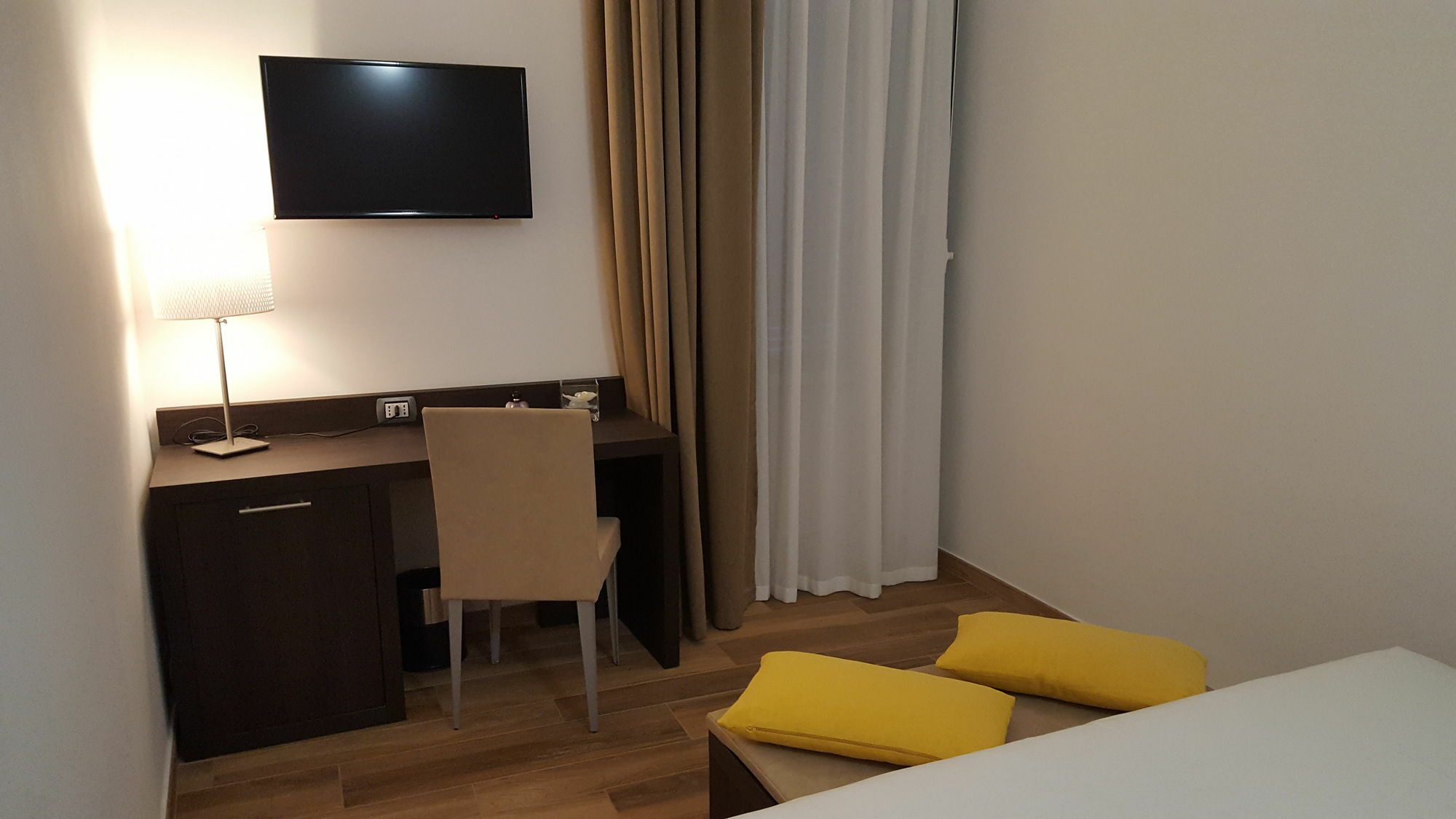 Finestra Su Monti Pensión 3*
